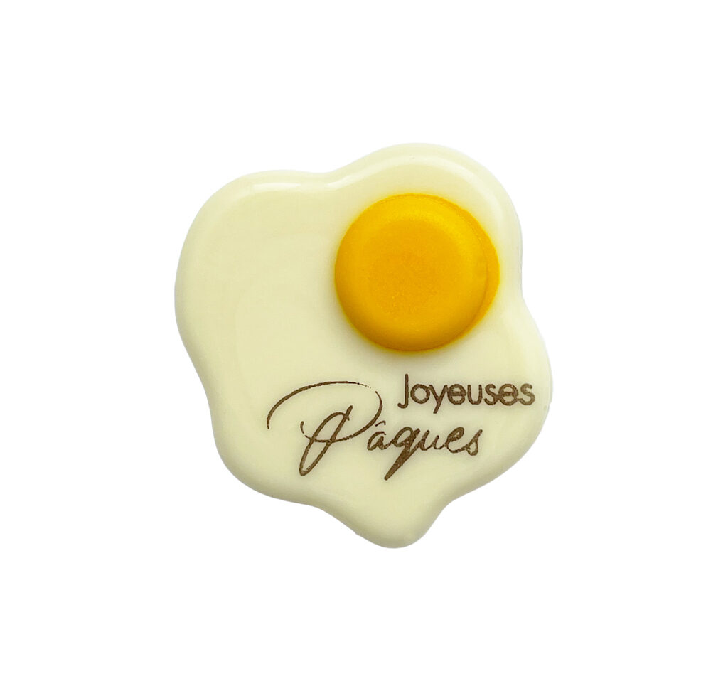 Oeuf au plat "Joyeuses Pâques"
